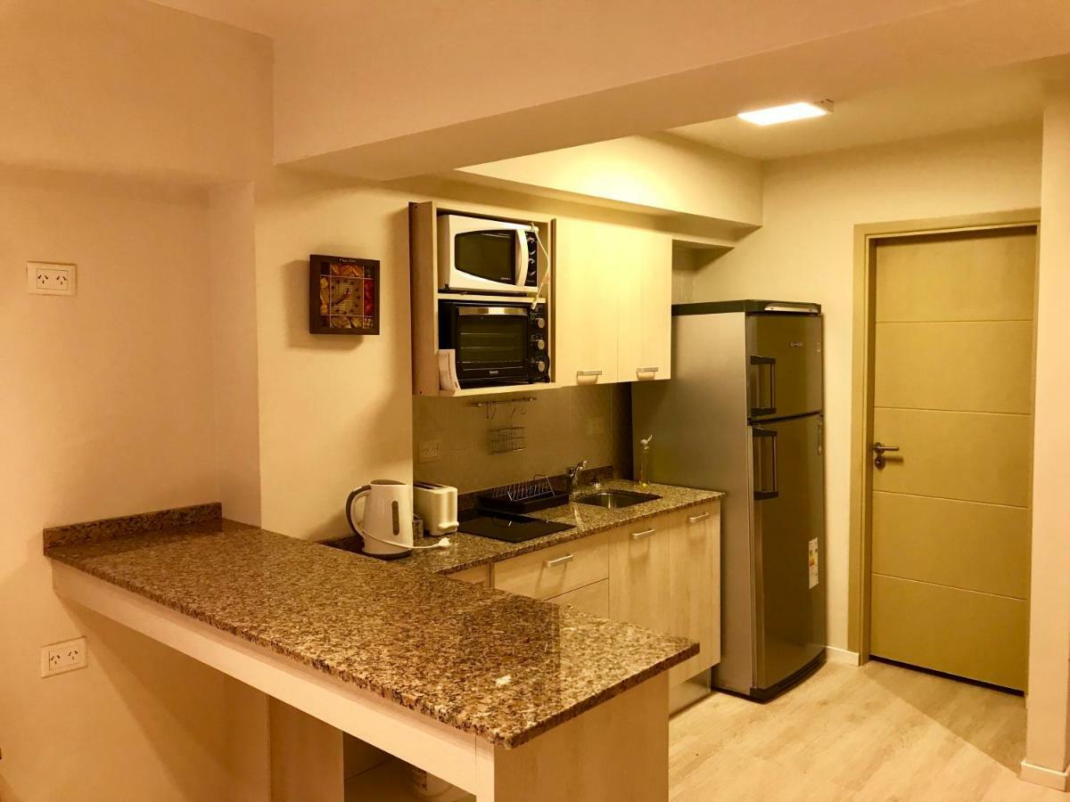 Departamento Céntrico Quila Quina - Céntrico y amplio Appartamento San Carlos de Bariloche Esterno foto